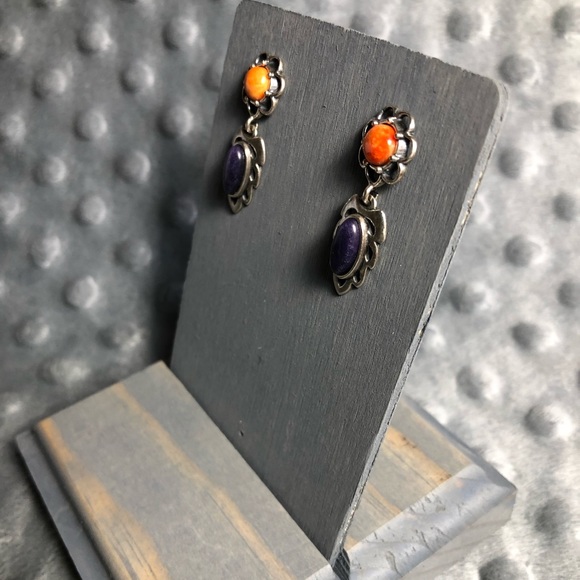 Spiny Oyster and Sterling Silver Earrings - Picture 2 of 8